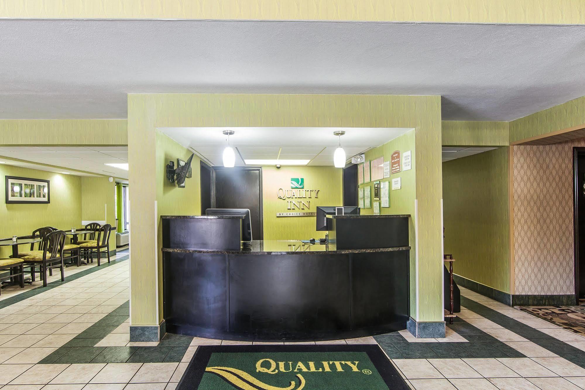 סוויטווטר Quality Inn West I - 75 מראה חיצוני תמונה