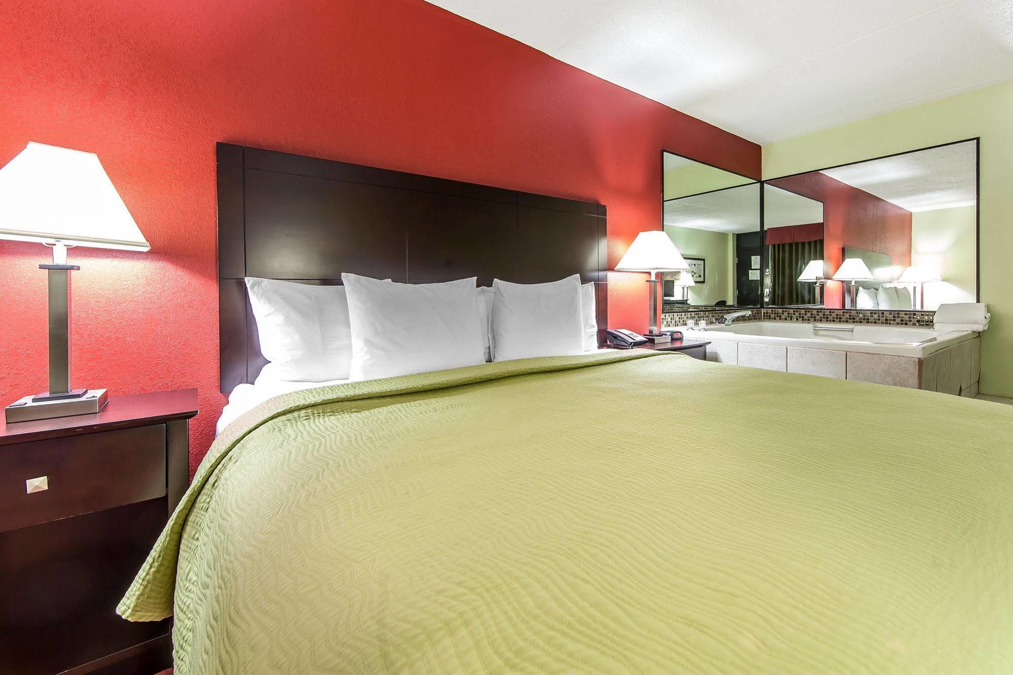 סוויטווטר Quality Inn West I - 75 מראה חיצוני תמונה