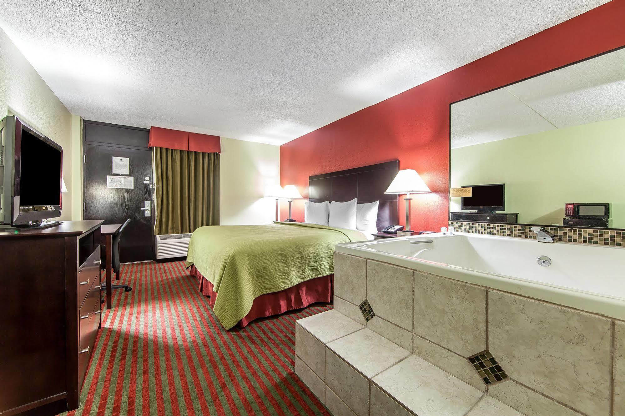 סוויטווטר Quality Inn West I - 75 מראה חיצוני תמונה